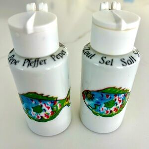 The Island Shop capped salt & pepper shakers